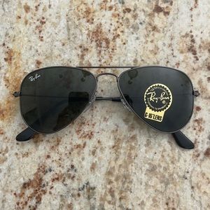 Brand New Ray-Ban Aviator Junior sunglasses